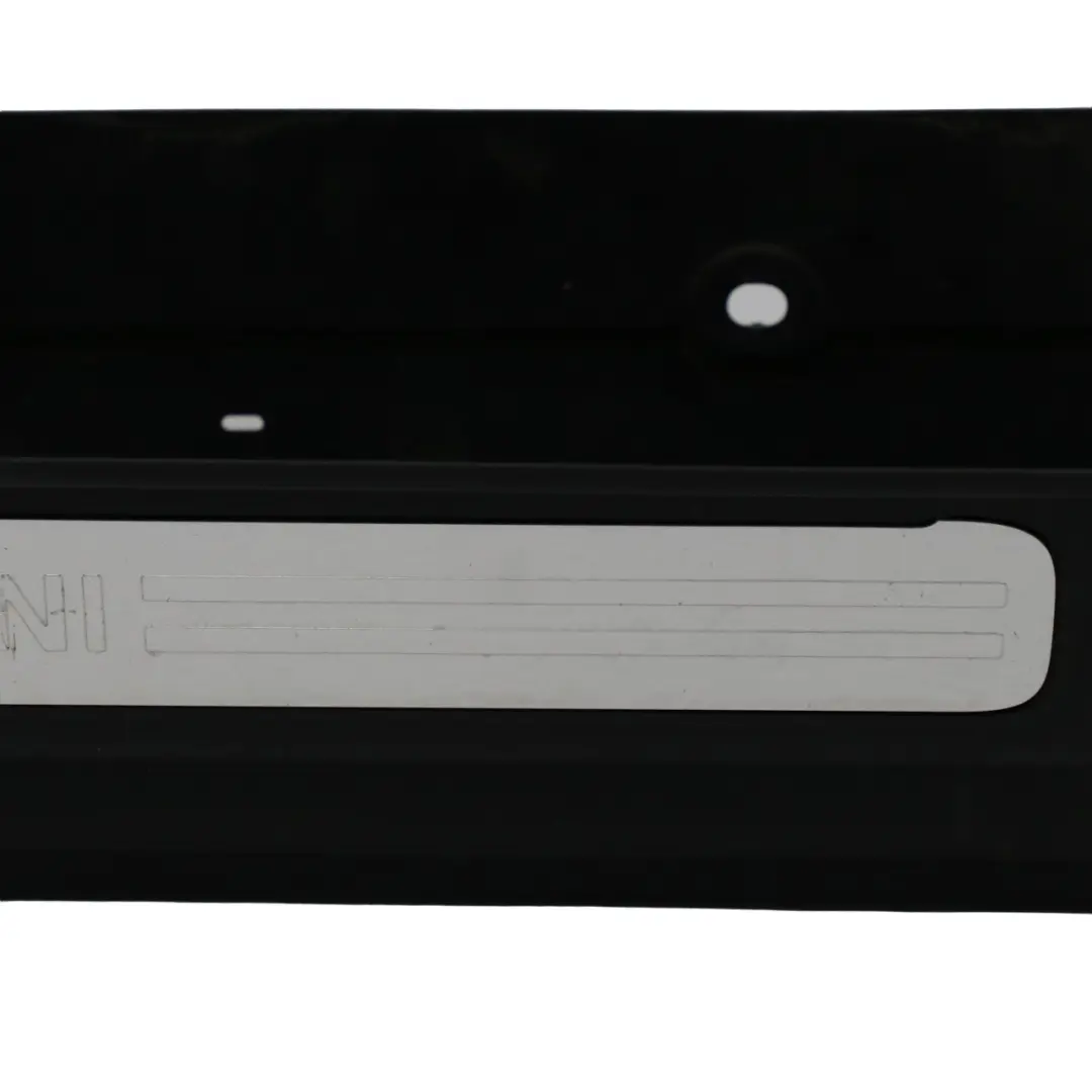 Izquierda Faldón Puerta Lado Cubierta Negro para Mini F55 con número de pieza 7315523 Mini F55 Izquierda Faldón Puerta Lado Cubierta Negro - SKU 7315523-1 - Número de pieza 7315523