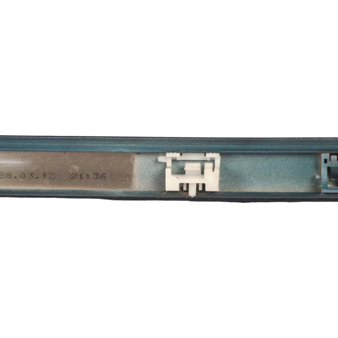 Derecho Moldura Techo Canalón Rail Midnight Blue - B38 para BMW F20 F21 con número de pieza 7319536 BMW F20 F21 Derecho Moldura Techo Canalón Rail Midnight Blue - B38 - SKU 7319536-MBM - Número de pieza 7319536