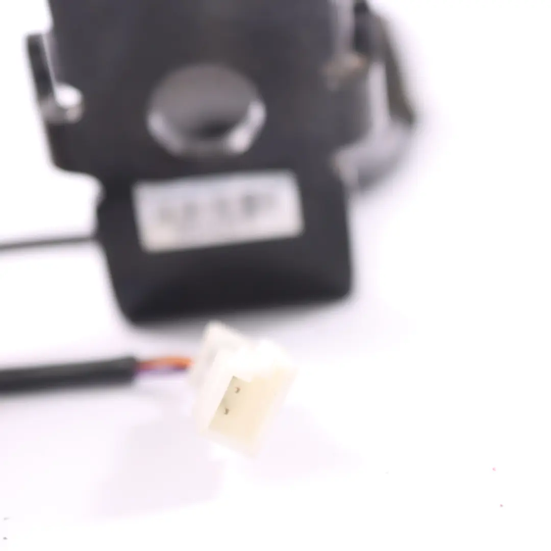 Gurtschloss BMW X5 F15 Rücksitz Mitte Untere Gurtschlossverriegelung für mit Teilenummer 7321413 Gurtschloss BMW X5 F15 Rücksitz Mitte Untere Gurtschlossverriegelung - SKU 7321413 - Teilenummer 7321413