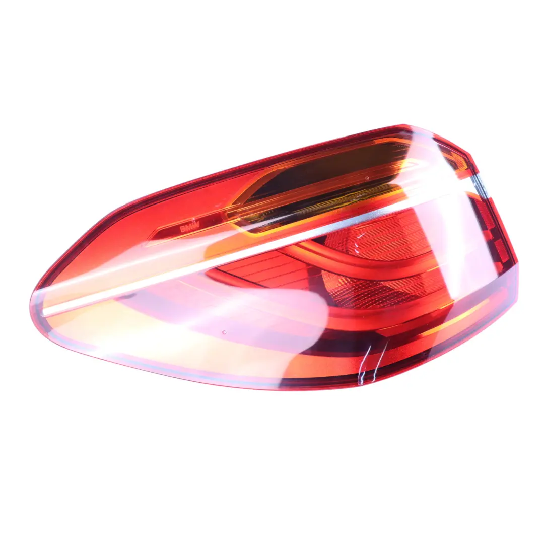 Outer Rear Left N/S Lamp Side Panel Light to BMW F46 with Part number 7330473 BMW F46 Outer Rear Left N/S Lamp Side Panel Light - SKU 7330473 - Part number 7330473