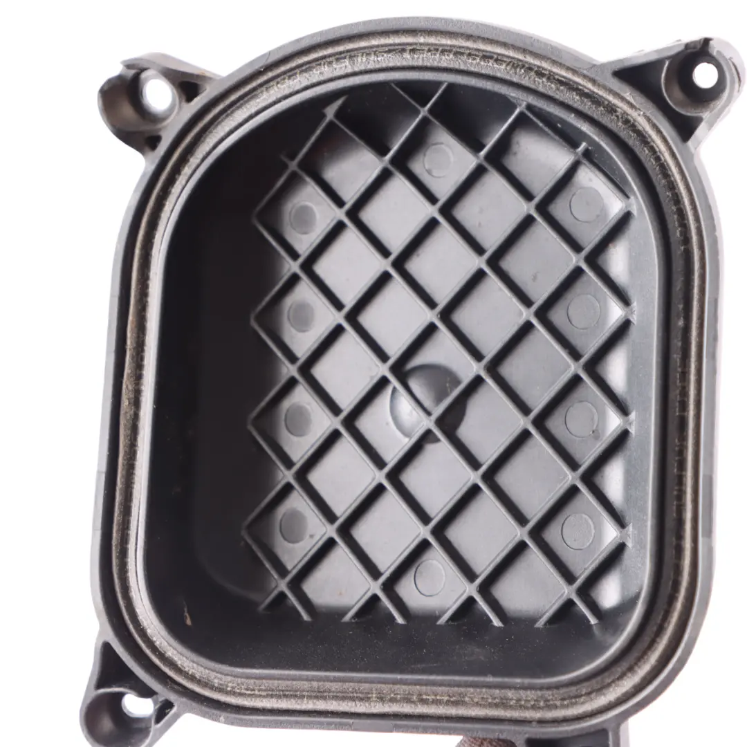 BMW F10 F11 LCI Calotta faro Copertura lampadina Hella destra 18531901 - SKU 7349290 - Numero di parte 7349290