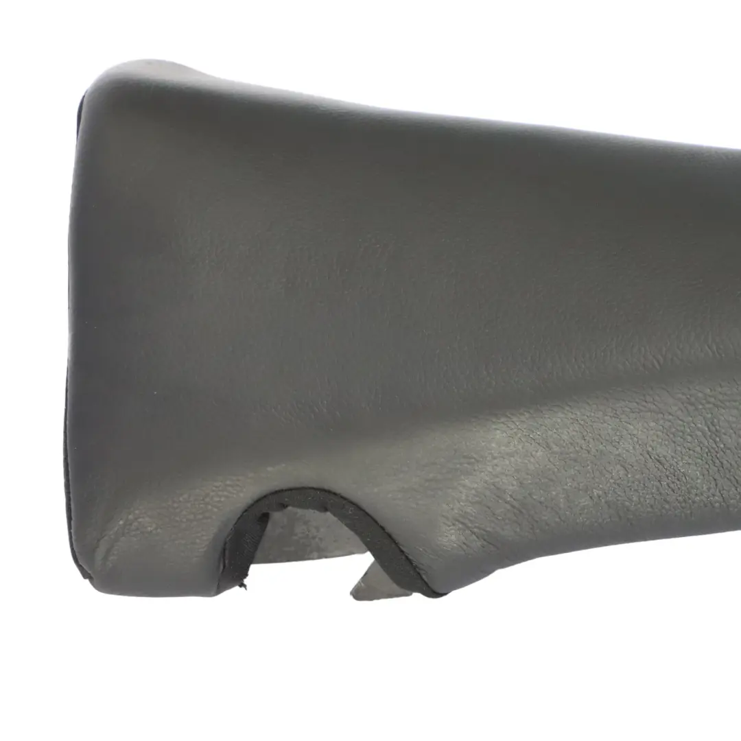 Finitura Sedile Posteriore Destro Lato Laterale Pelle Dakota Nero per BMW X5 F15 con numero di parte 7358250 BMW X5 F15 Finitura Sedile Posteriore Destro Lato Laterale Pelle Dakota Nero - SKU 7358250 - Numero di parte 7358250