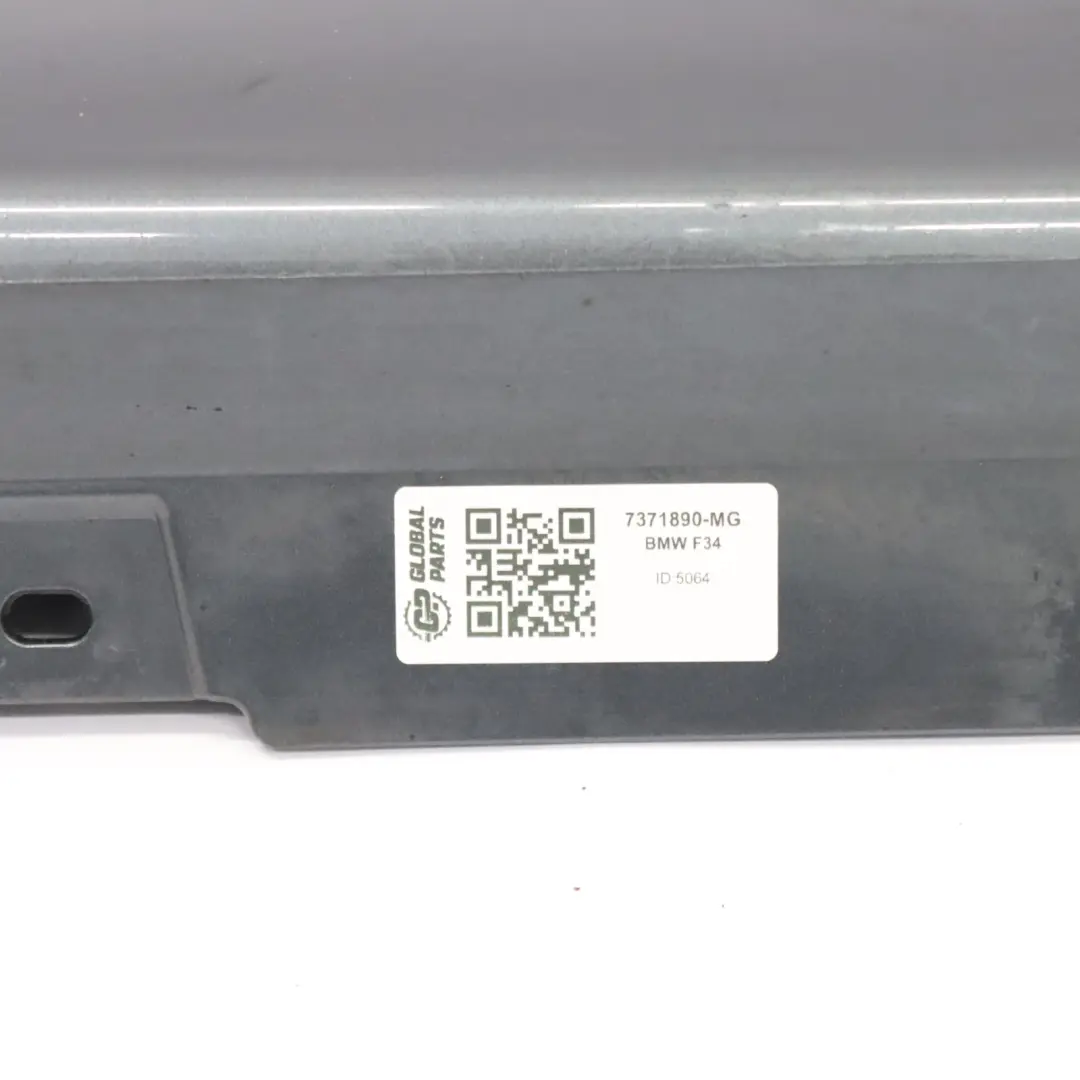Side Skirt Sill Strip Covering Right O/S Mineralgrau Grey - B39 to BMW F34 GT with Part number 7371890 BMW F34 GT Side Skirt Sill Strip Covering Right O/S Mineralgrau Grey - B39 - SKU 7371890-MG - Part number 7371890