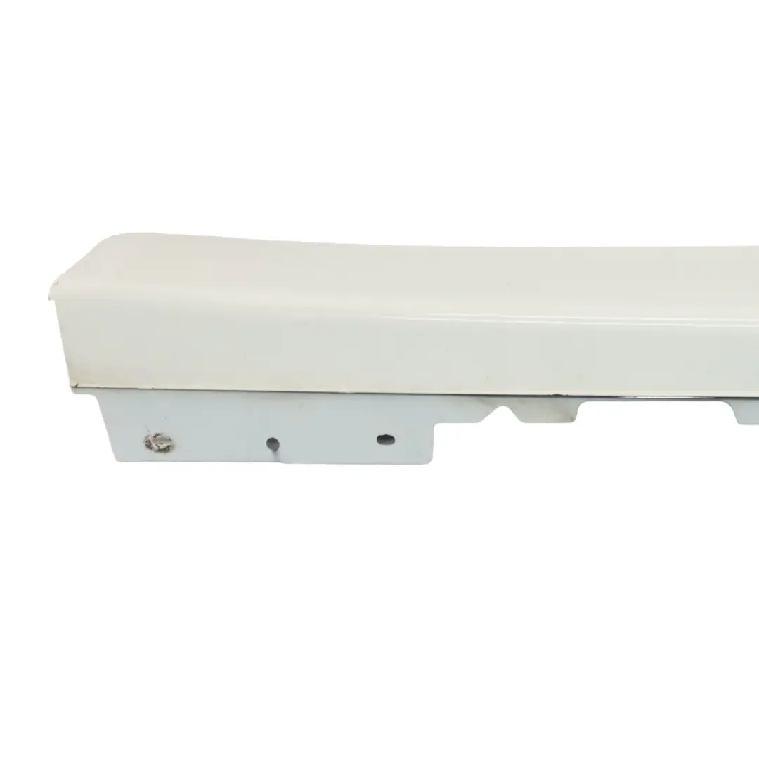 BMW F36 Striscia davanzale laterale destra Alpinweiss 3 Alpine White - 300 - SKU 7374614-AW1 - Numero di parte 7374614