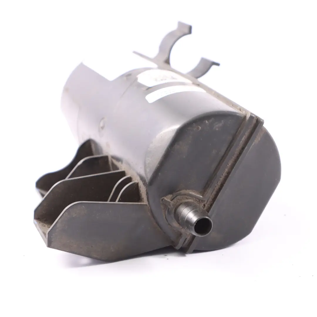 FIltr Wlewu Adblue SCR Obudowa filtra z węglem aktywnym do BMW G30 G31 Diesel o numerze 7377946 BMW G30 G31 Diesel FIltr Wlewu Adblue SCR Obudowa filtra z węglem aktywnym - SKU 7377946 - Numer Części 7377946