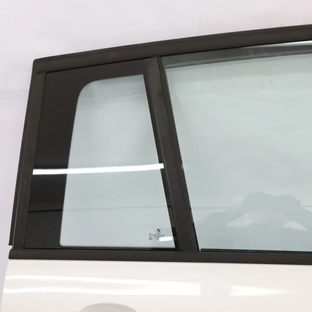 Tür hinten rechts Mineralweiss - A96 für BMW F46 Gran Tourer mit Teilenummer 7392326 BMW F46 Gran Tourer Tür hinten rechts Mineralweiss - A96 - SKU 7392326-MW1 - Teilenummer 7392326