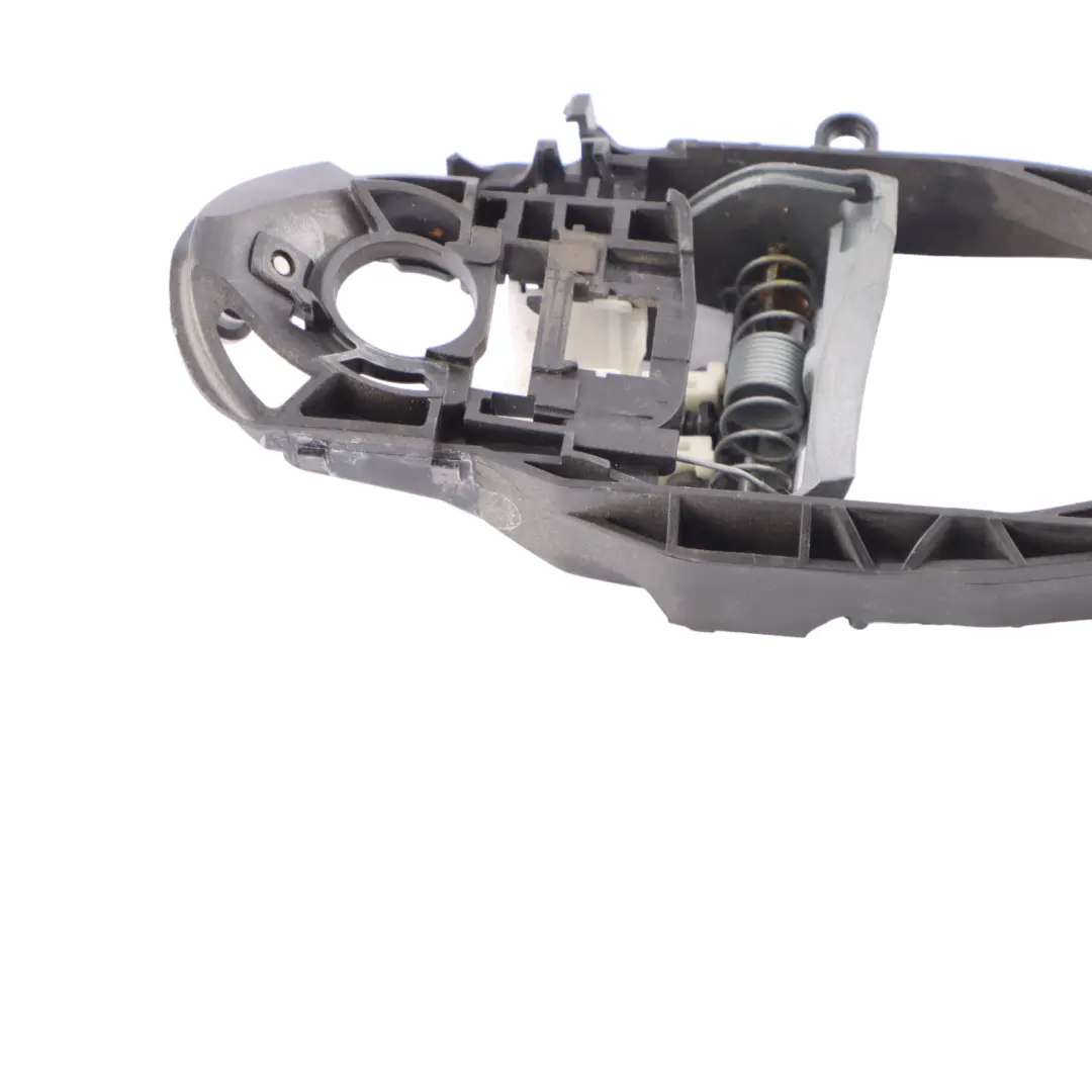 Manija Soporte Puerta Delantera Trasera Izquierda para BMW G30 X5 G05 con número de pieza 7401205 BMW G30 X5 G05 Manija Soporte Puerta Delantera Trasera Izquierda - SKU 7401205 - Número de pieza 7401205