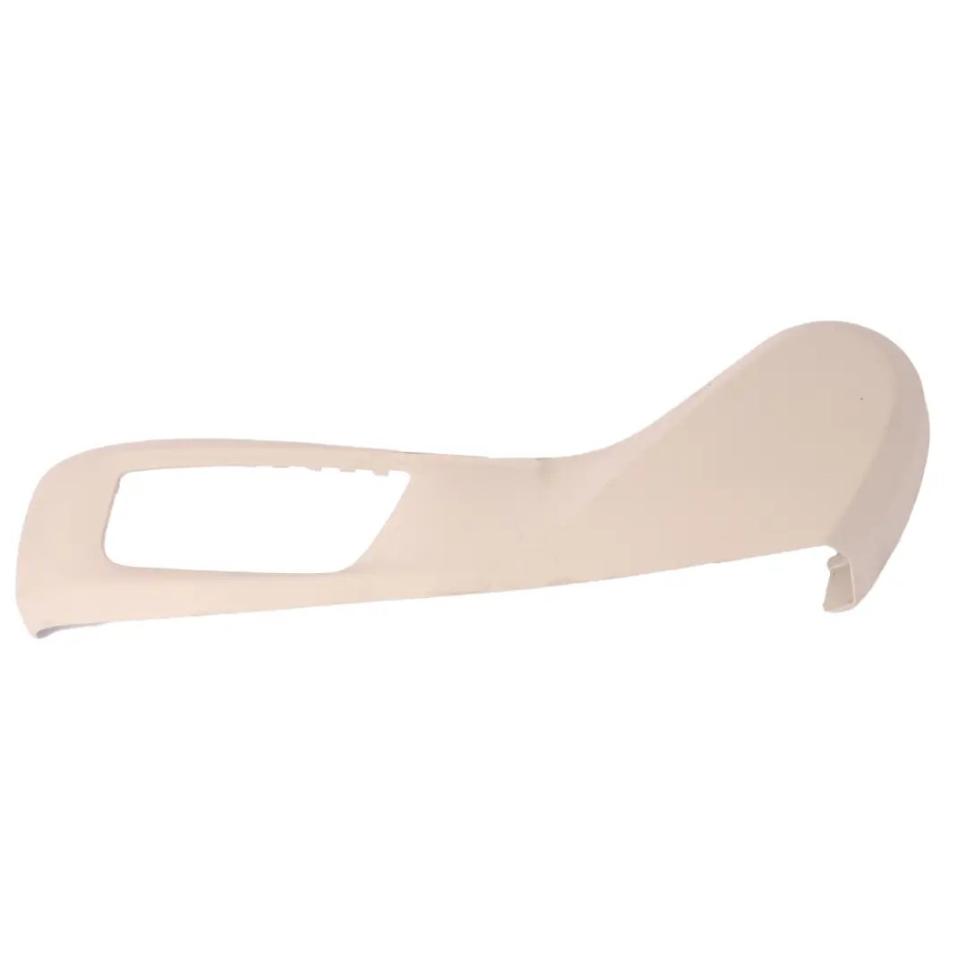Sedile anteriore destro Pannello esterno Elfenbein Bianco per BMW G30 G12 con numero di parte 7405726 BMW G30 G12 Sedile anteriore destro Pannello esterno Elfenbein Bianco - SKU 7405726-1 - Numero di parte 7405726