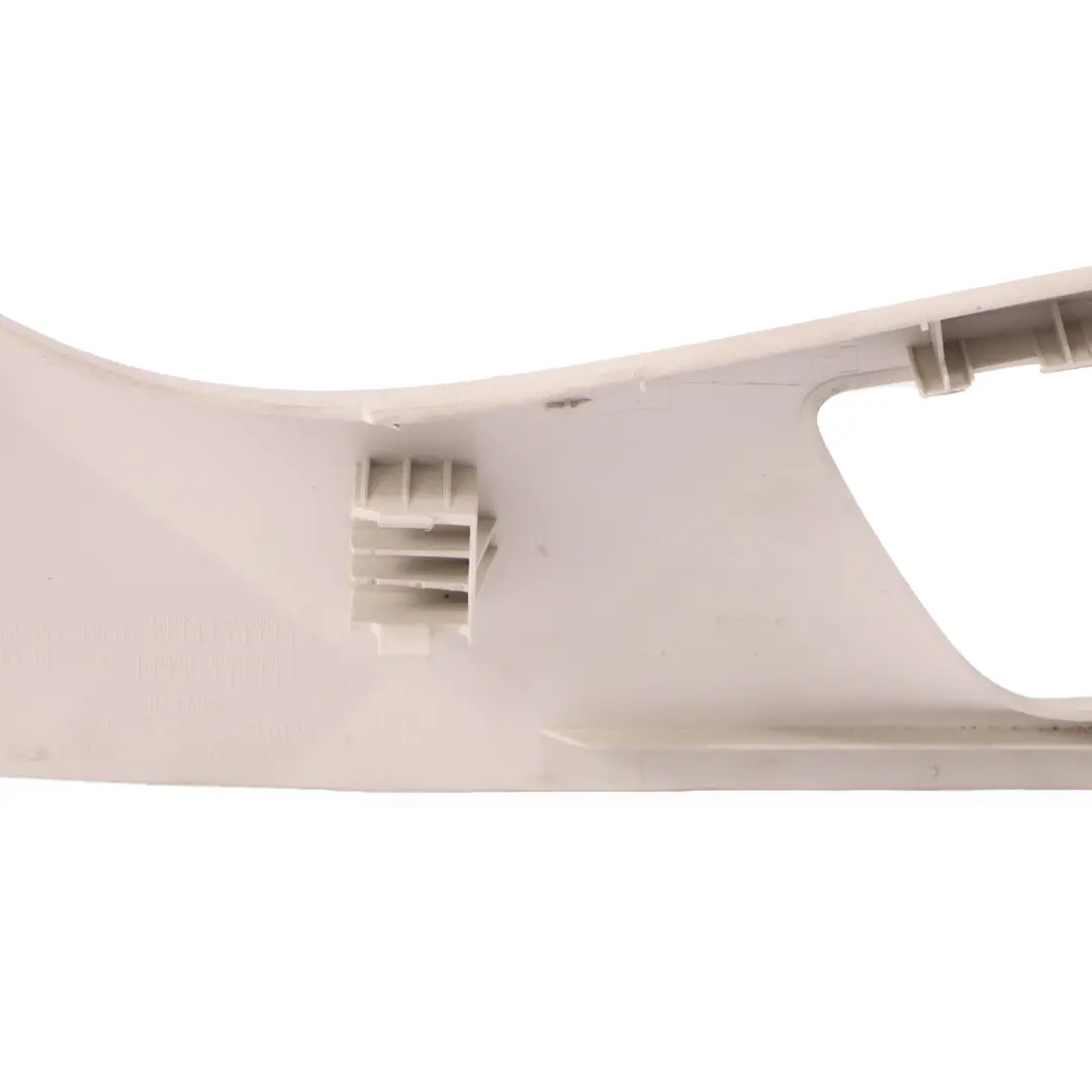 Panel Boczny Przedniego Lewego Fotela Elfenbein Weiss do BMW G30 G12 o numerze 7405726 BMW G30 G12 Panel Boczny Przedniego Lewego Fotela Elfenbein Weiss - SKU 7405726-1 - Numer Części 7405726