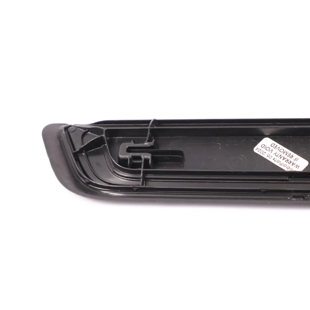 Coperchio davanzale d'ingresso davanzale anteriore destra sinistra per BMW G20 G21 con numero di parte 7407387 BMW G20 G21 Coperchio davanzale d'ingresso davanzale anteriore destra sinistra - SKU 7407387 - Numero di parte 7407387