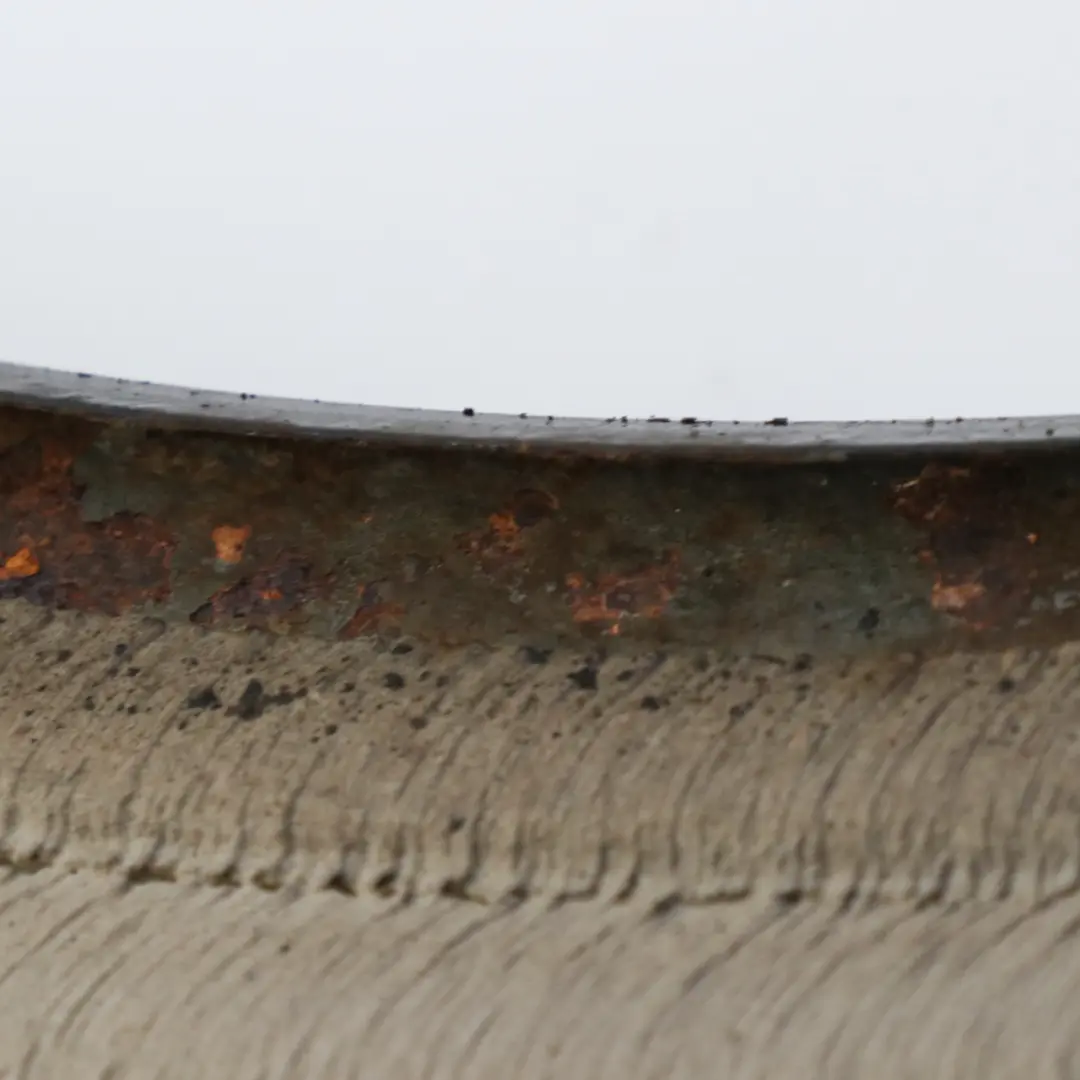 parafango laterale F31 anteriore destro grigio minerale metallizzato B39 per BMW F30 con numero di parte 7438440 BMW F30 parafango laterale F31 anteriore destro grigio minerale metallizzato B39 - SKU 7438440-BS - Numero di parte 7438440