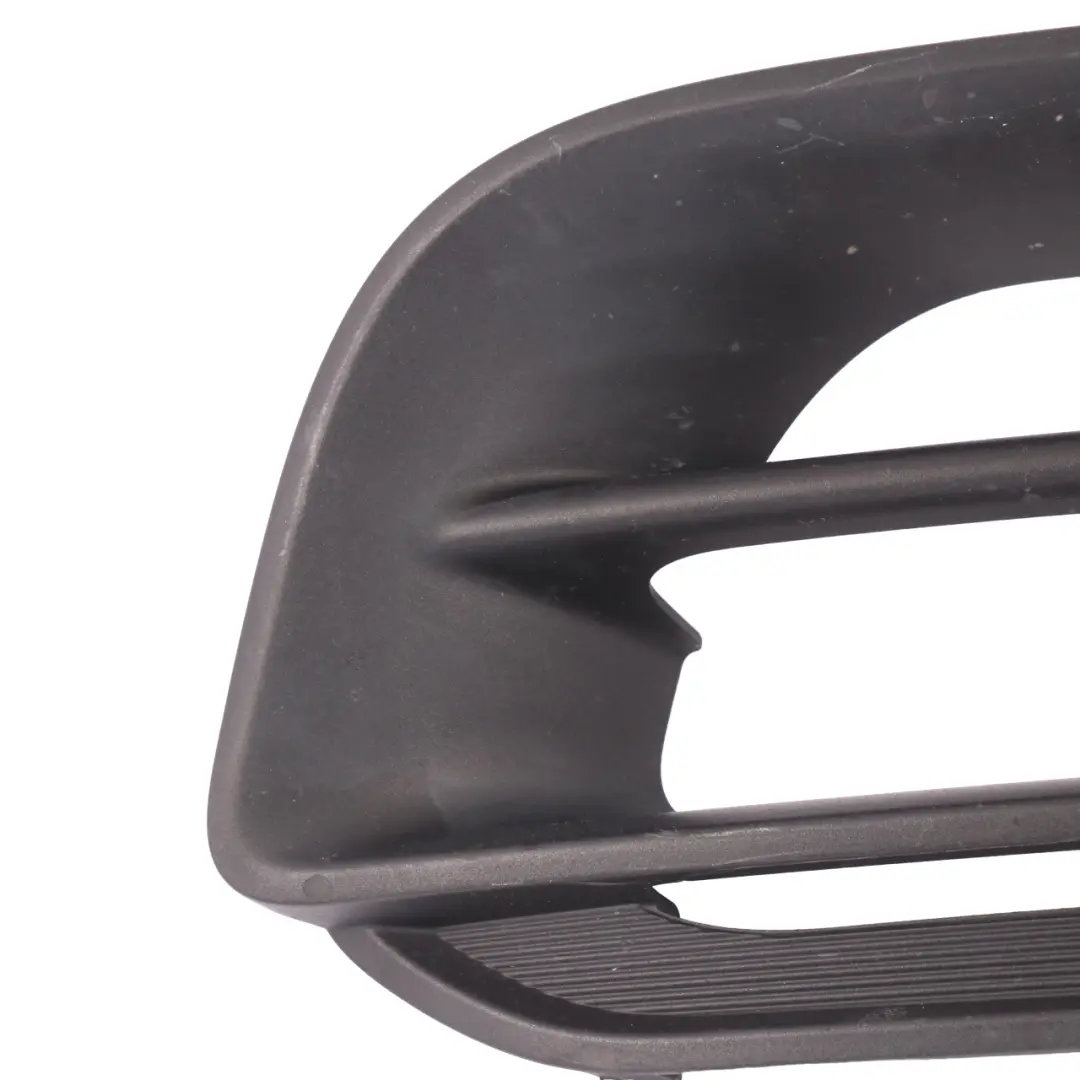 Atrapa Kratka Zderzaka Lewy Przód do Mini Countryman F60 JCW o numerze 7443389 Mini Countryman F60 JCW Atrapa Kratka Zderzaka Lewy Przód - SKU 7443389 - Numer Części 7443389