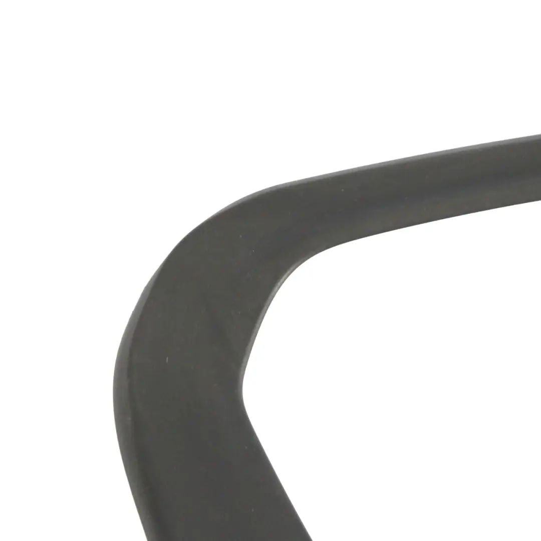  Telaio del finestrino BMW G20 Porta posteriore sinistra Telaio Trim Nero - SKU 7447129 - Numero di parte 7447129