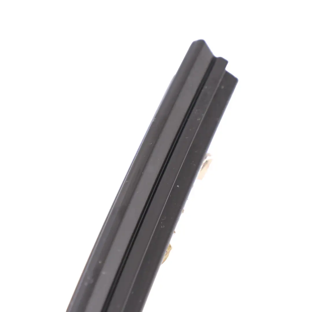  Finestrino BMW G20 Finestrino posteriore sinistro Barra guida divisoria - SKU 7465141 - Numero di parte 7465141