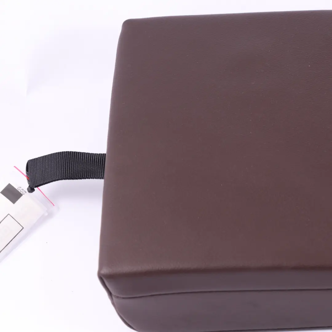 Apoyabrazos Asiento Trasero Apoyabrazos Cuero Mokka para BMW G20 con número de pieza 7469797 BMW G20 Apoyabrazos Asiento Trasero Apoyabrazos Cuero Mokka - SKU 7469797 - Número de pieza 7469797