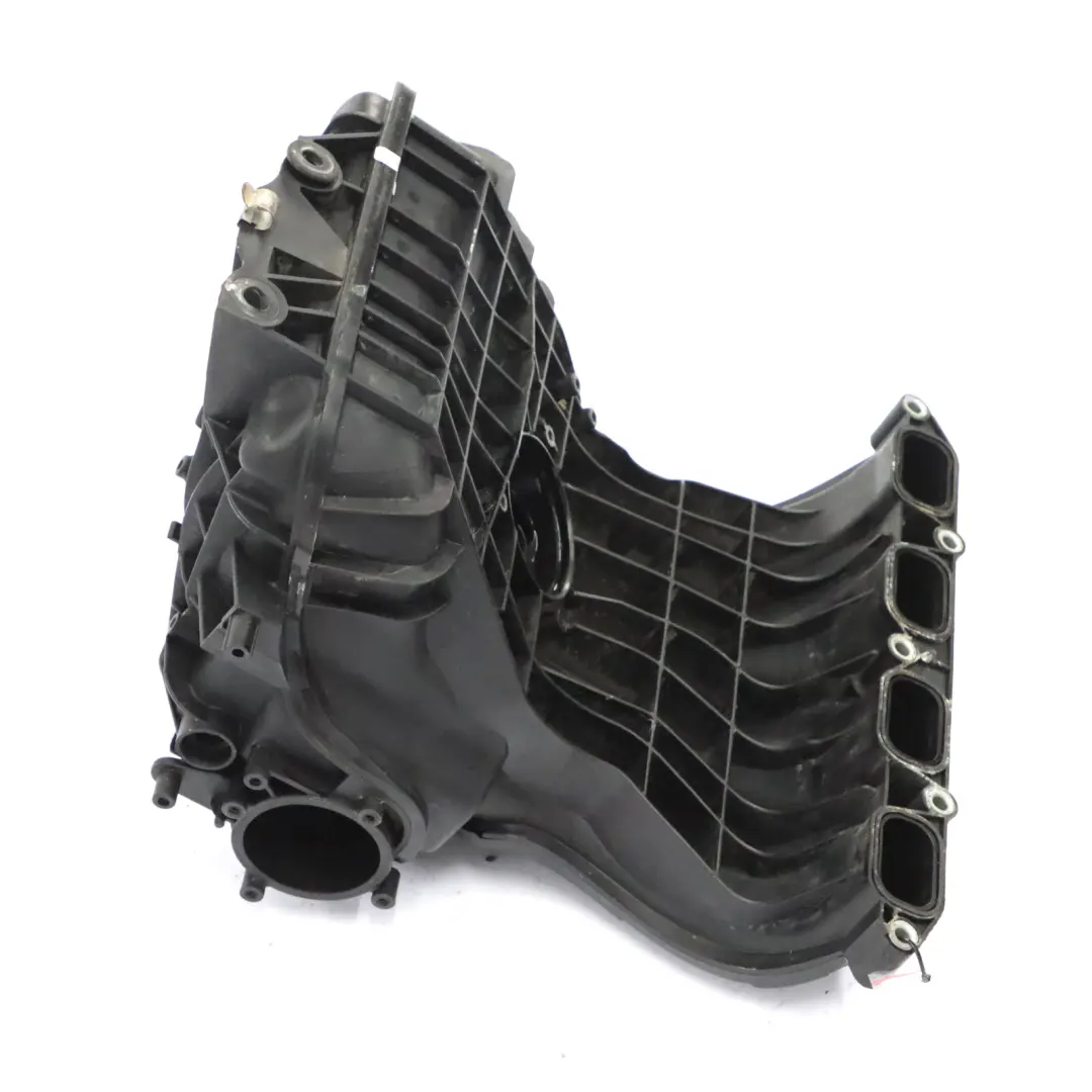 Collettore Aspirazione Presa Aria N43 Benzina per BMW E81 E87 LCI E91 E92 LCI con numero di parte 7561389 BMW E81 E87 LCI E91 E92 LCI Collettore Aspirazione Presa Aria N43 Benzina - SKU 7561389 - Numero di parte 7561389