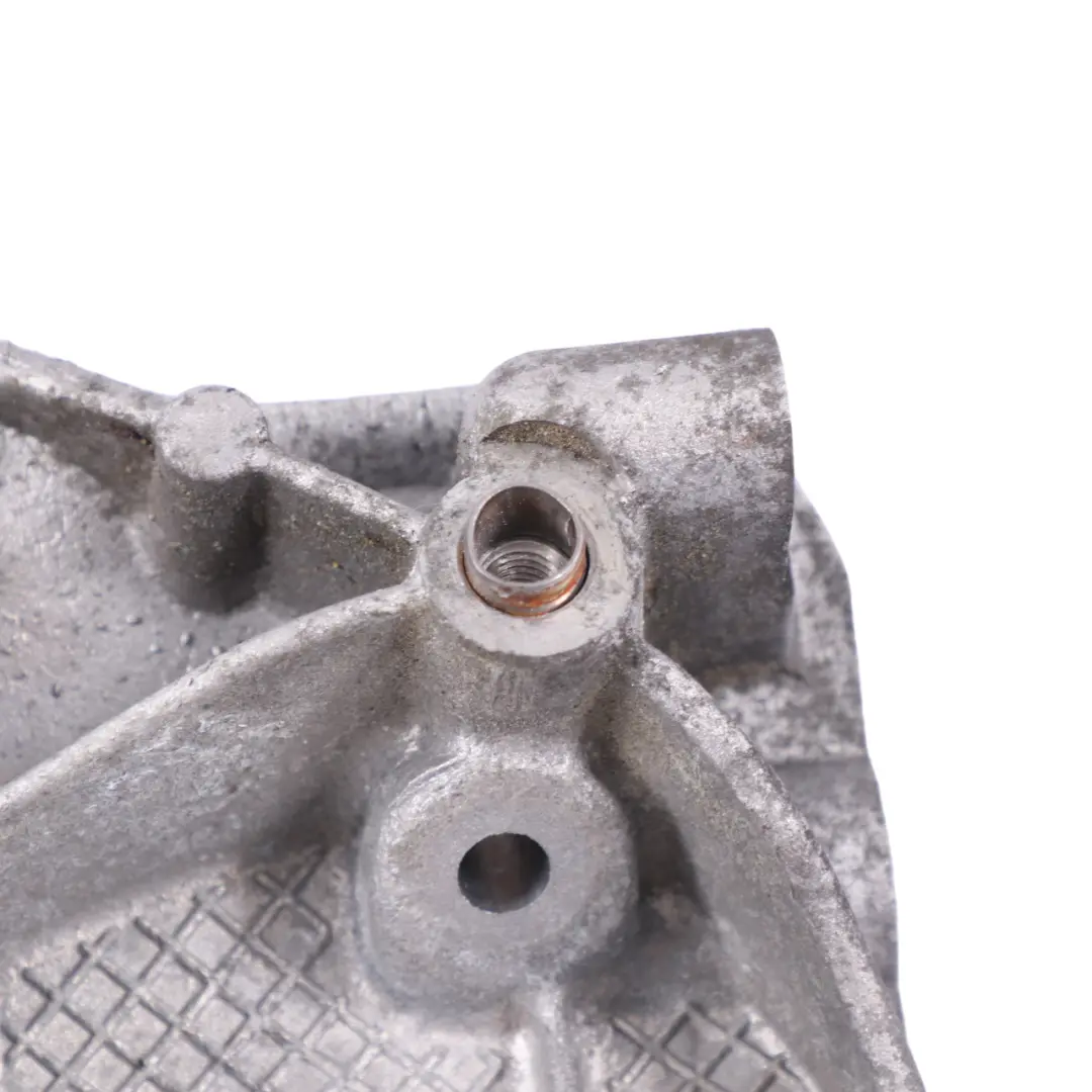 N55 F80 M3 Supporto Compressore A/C Pompa Aria Condizionata per BMW F30 con numero di parte 7585167 BMW F30 N55 F80 M3 Supporto Compressore A/C Pompa Aria Condizionata - SKU 7585167-2 - Numero di parte 7585167