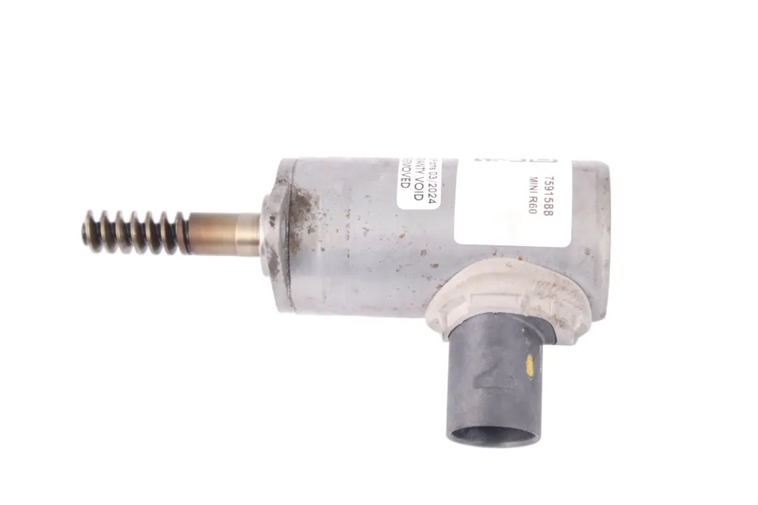 Siłownik Regulacji Wałka Rozrządu do BMW F20 F30 Mini R56 R60 o numerze 7591588 BMW F20 F30 Mini R56 R60 Siłownik Regulacji Wałka Rozrządu - SKU 7591588 - Numer Części 7591588