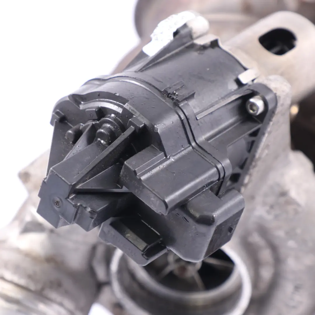 Turbocompresor Mini F55 F56 F57 F60 Cooper S B48 Turbocompresor completo para con número de pieza 7617527 Turbocompresor Mini F55 F56 F57 F60 Cooper S B48 Turbocompresor completo - SKU 7617527-2 - Número de pieza 7617527