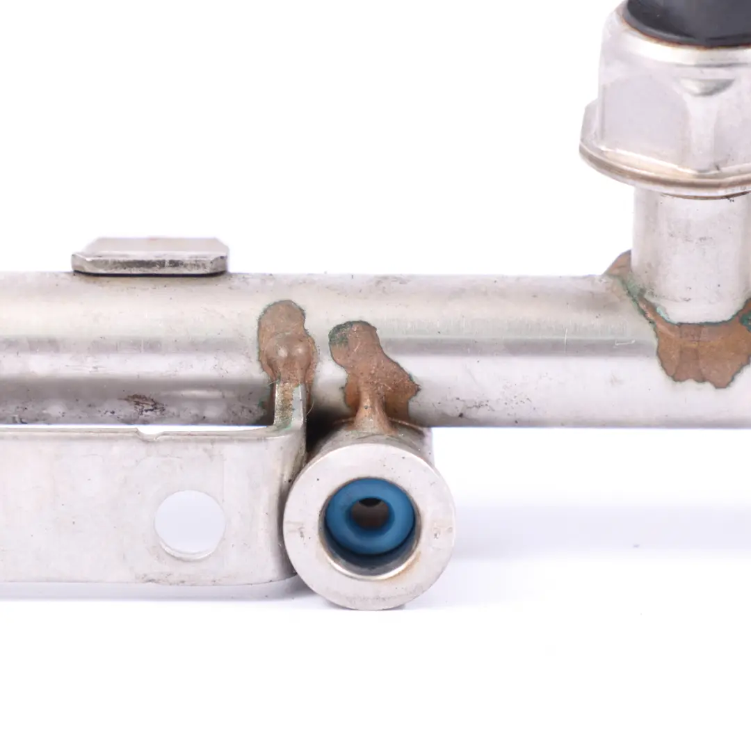 Tubo Iniezione Fuel Rail N18 per Mini Cooper S JCW R55 R56 R57 LCI con numero di parte 7630645 Mini Cooper S JCW R55 R56 R57 LCI Tubo Iniezione Fuel Rail N18 - SKU 7630645-1 - Numero di parte 7630645