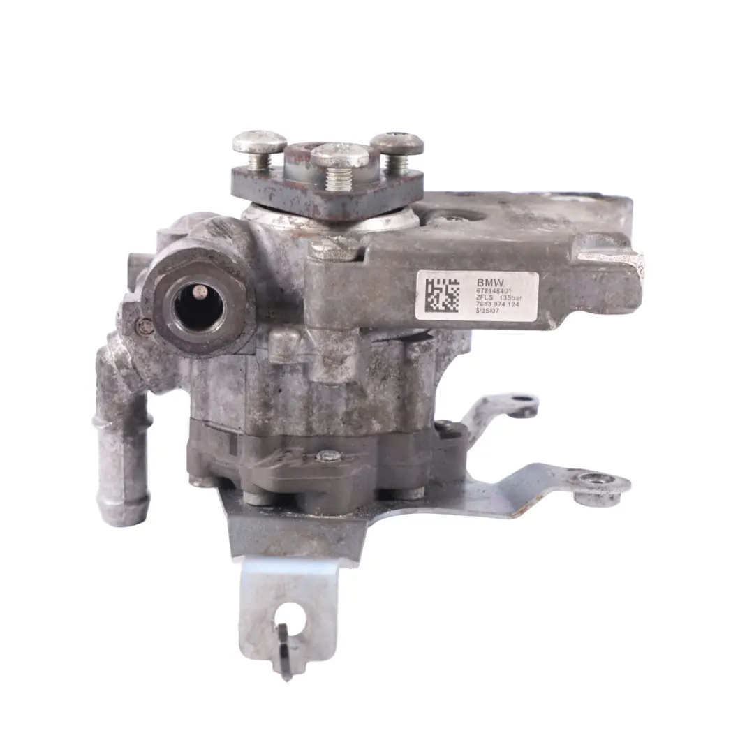 M57N2 Pompa Wspomagania Układu Kierowniczego 6781484 do BMW E90 E92 Diesel o numerze 6794921 BMW E90 E92 Diesel M57N2 Pompa Wspomagania Układu Kierowniczego 6781484 - SKU 7799209 - Numer Części 6794921