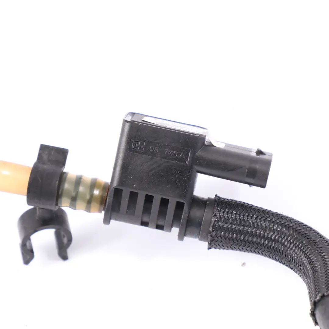 M57N2 tubo alimentación combustible manguera para BMW E60 E65 E90 E91 con número de pieza 7799869 BMW E60 E65 E90 E91 M57N2 tubo alimentación combustible manguera - SKU 7799869-2 - Número de pieza 7799869