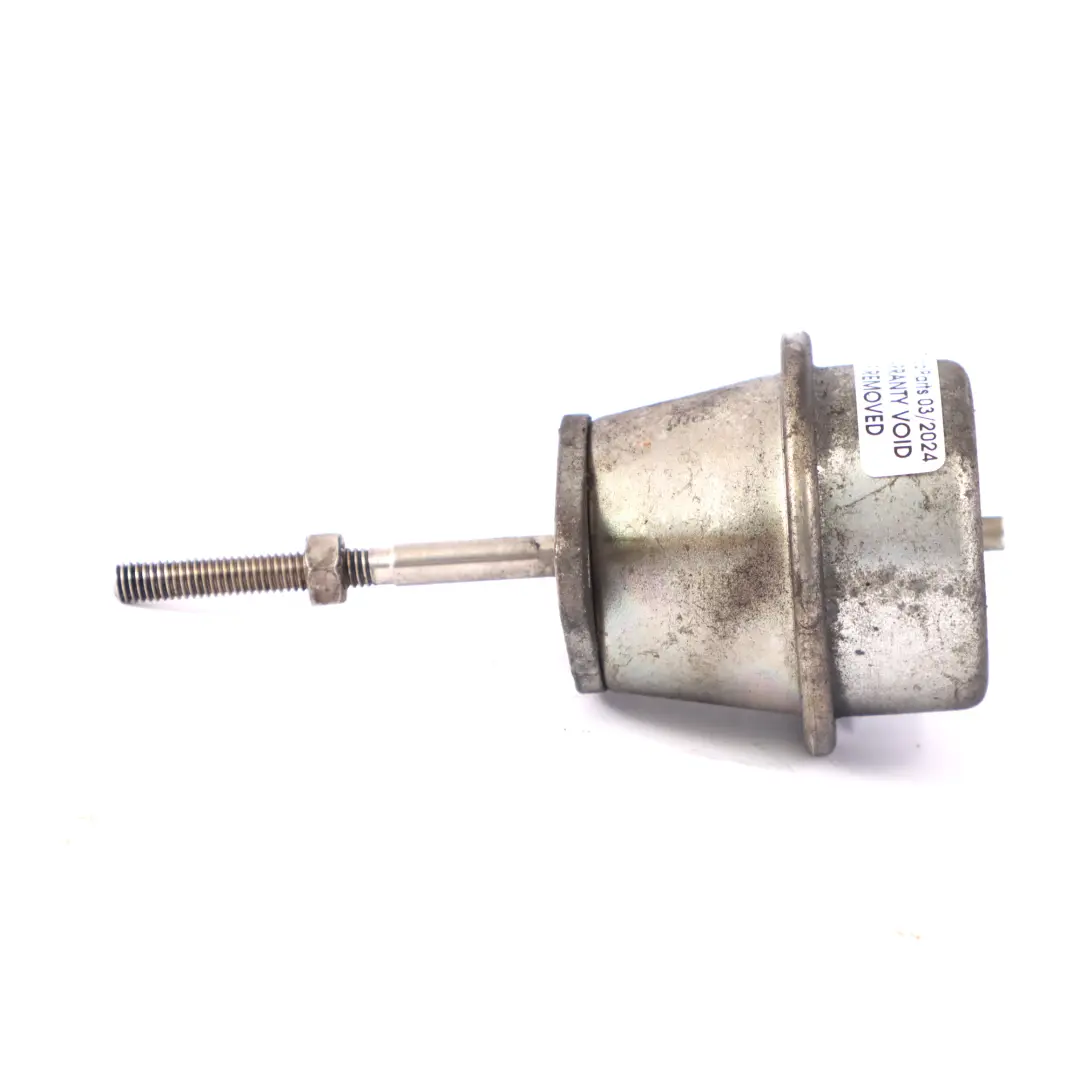 BMW E60 E61 E90 E91 335d 535d M57N2 Pieza la caja vacío Actuador turbocompresor - SKU 7811404-2 - Número de pieza 7811404