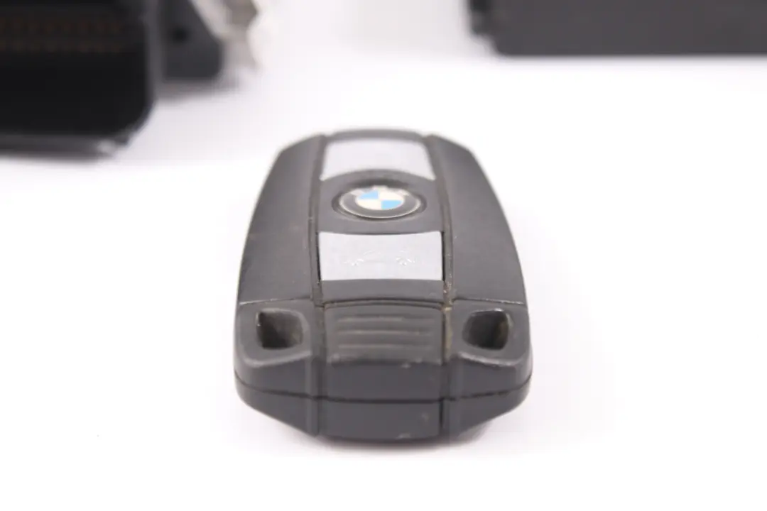 BMW E90 320d N47 Modulo Unità Controllo Motore Kit ECU DDE CAS3 Chiave - SKU 7811700-13 - Numero di parte 7811700