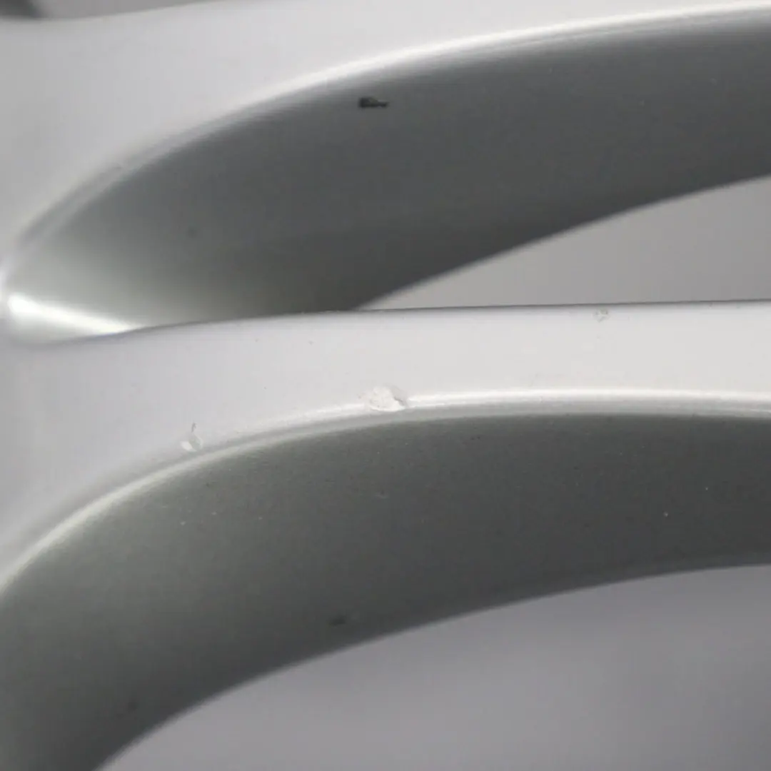 Alloy Rim M Double Spoke 350 9J 18" ET:44 to BMW F10 F11 F12 Silver Wheel with Part number 7842651 BMW F10 F11 F12 Silver Wheel Alloy Rim M Double Spoke 350 9J 18" ET:44 - SKU 7842651-1 - Part number 7842651