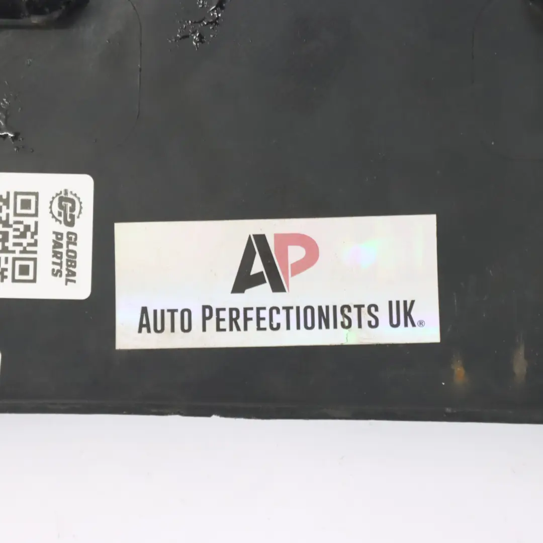 Paraurti posteriore Fondo Pannello Diffusore per BMW E90 E91 LCI M Sport con numero di parte 7892139 BMW E90 E91 LCI M Sport Paraurti posteriore Fondo Pannello Diffusore - SKU 7892139-5 - Numero di parte 7892139