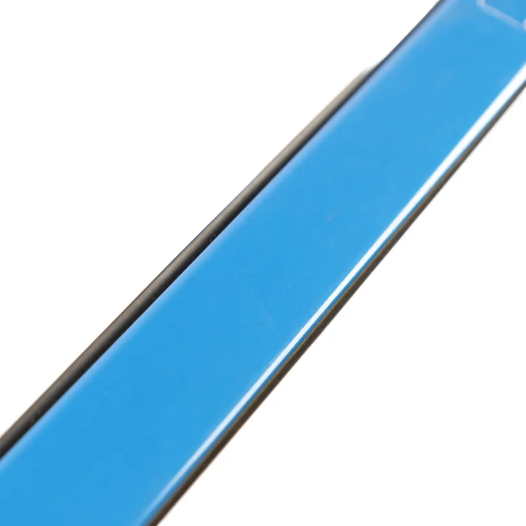 Dachleiste Reling Trim Rechts Misanoblau Metallic - C1D für BMW F40 mit Teilenummer 7932742 BMW F40 Dachleiste Reling Trim Rechts Misanoblau Metallic - C1D - SKU 7932742-MISA - Teilenummer 7932742