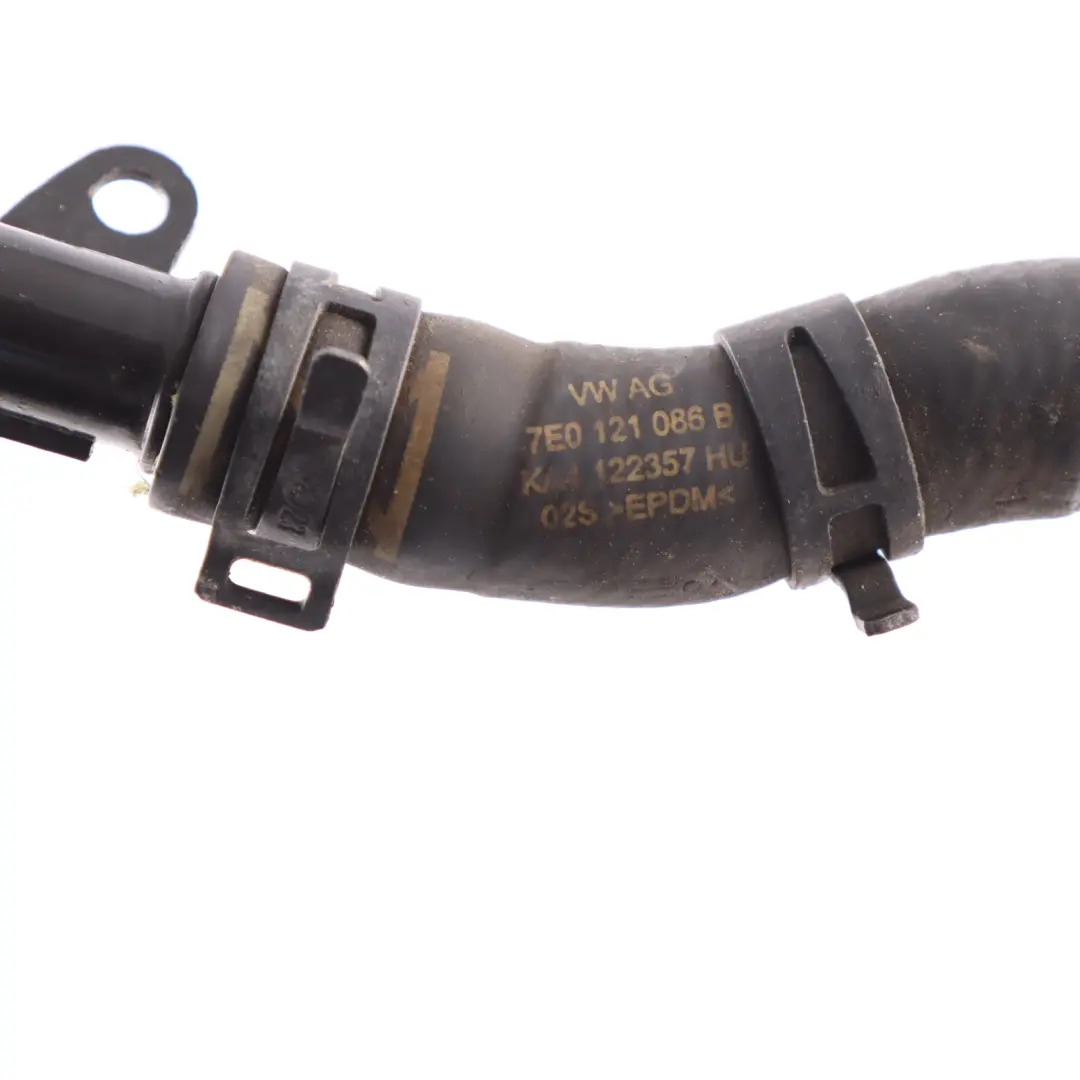 Trasporter T5 Water Coolant Hose Cooling Pipe to Volkswagen with Part number 7E0121086B Volkswagen Trasporter T5 Water Coolant Hose Cooling Pipe - SKU 7E0121086B - Part number 7E0121086B