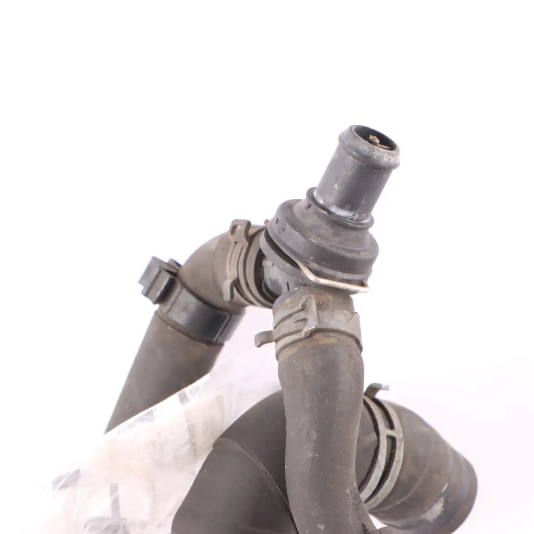 Coolant Hoses Water Cooling Pipes to Volkswagen VW Transporter T5 with Part number 7E0121101B Volkswagen VW Transporter T5 Coolant Hoses Water Cooling Pipes - SKU 7E0121101B - Part number 7E0121101B