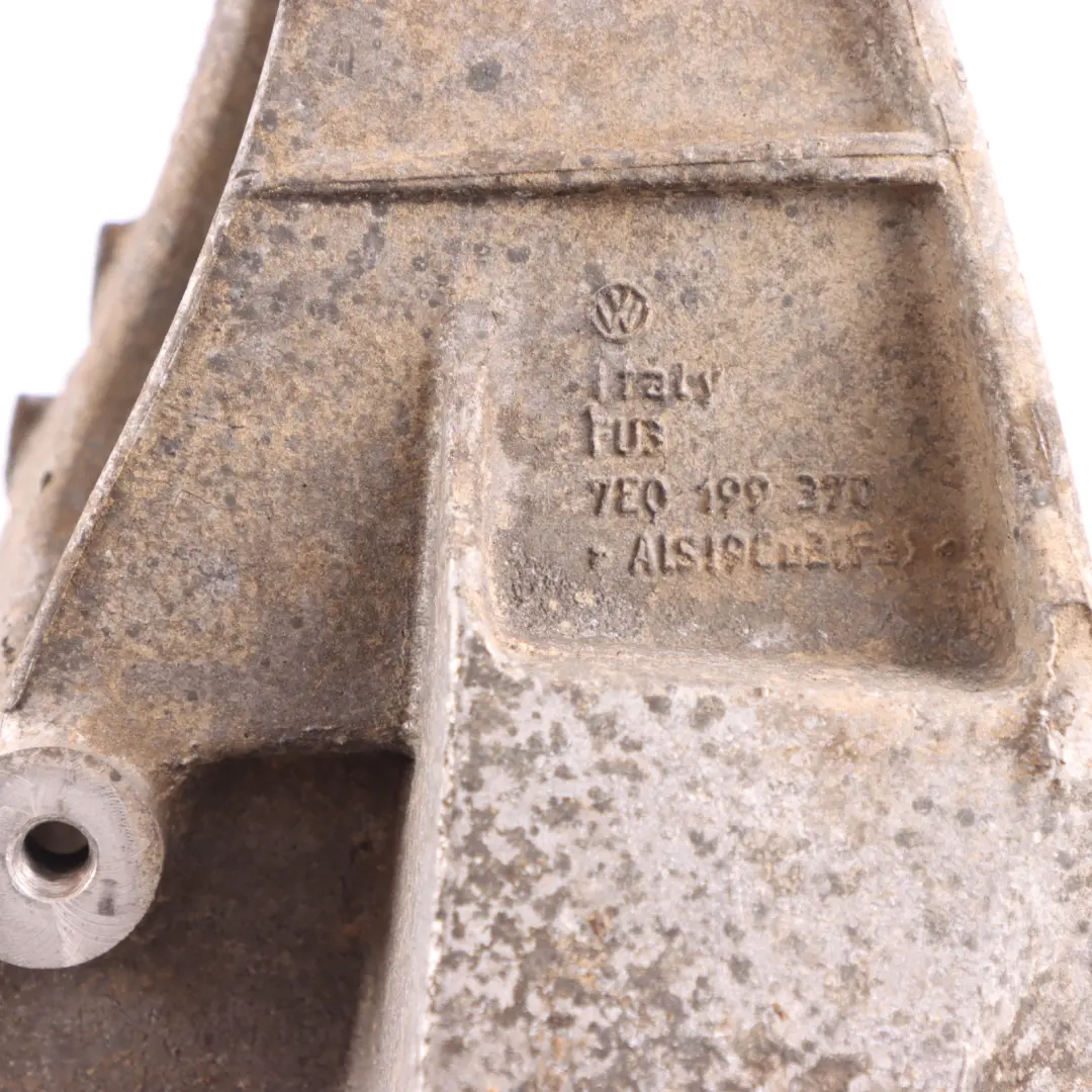 Volkswagen VW Transporter T5 Soporte Bracket Motor - SKU 7E0199370 - Número de pieza 7E0199370