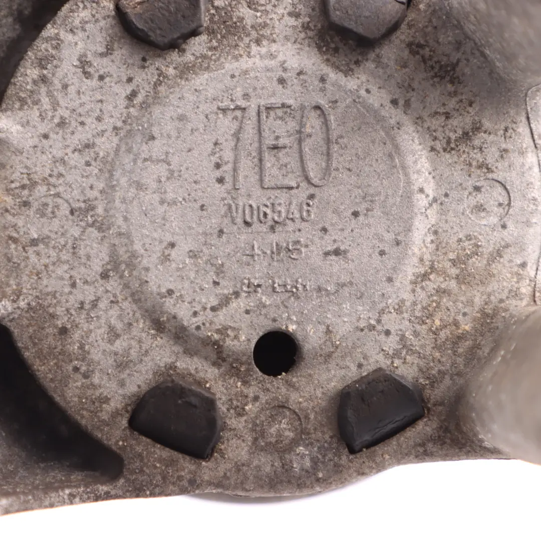 Volkswagen VW Transporter T5 Supporto Staffa Motore Posteriore - SKU 7E0199849 - Numero di parte 7E0199849