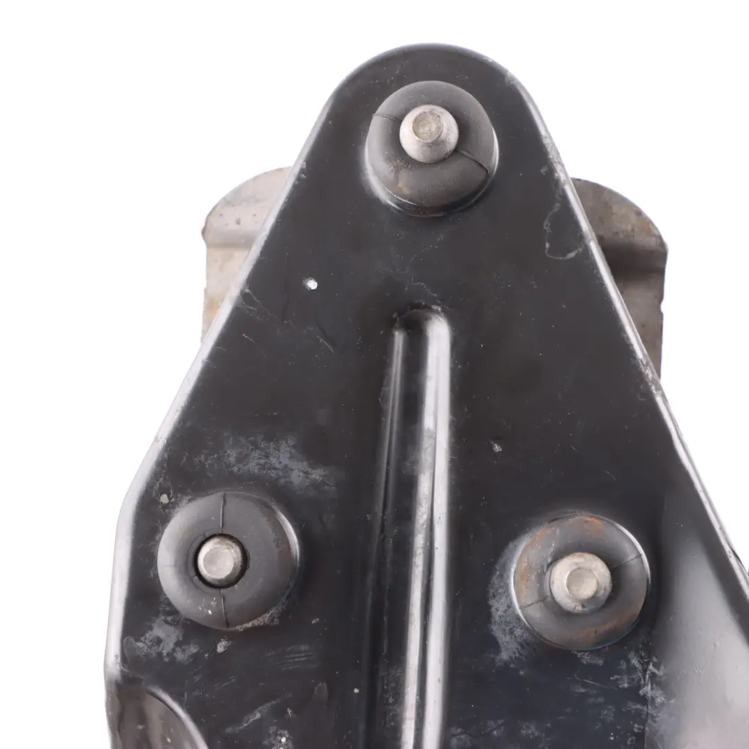 Pump Bracket Holder Mount to Volkswagen VW Transporter T5 with Part number 7E0614711A Volkswagen VW Transporter T5 Pump Bracket Holder Mount - SKU 7E0614711A - Part number 7E0614711A