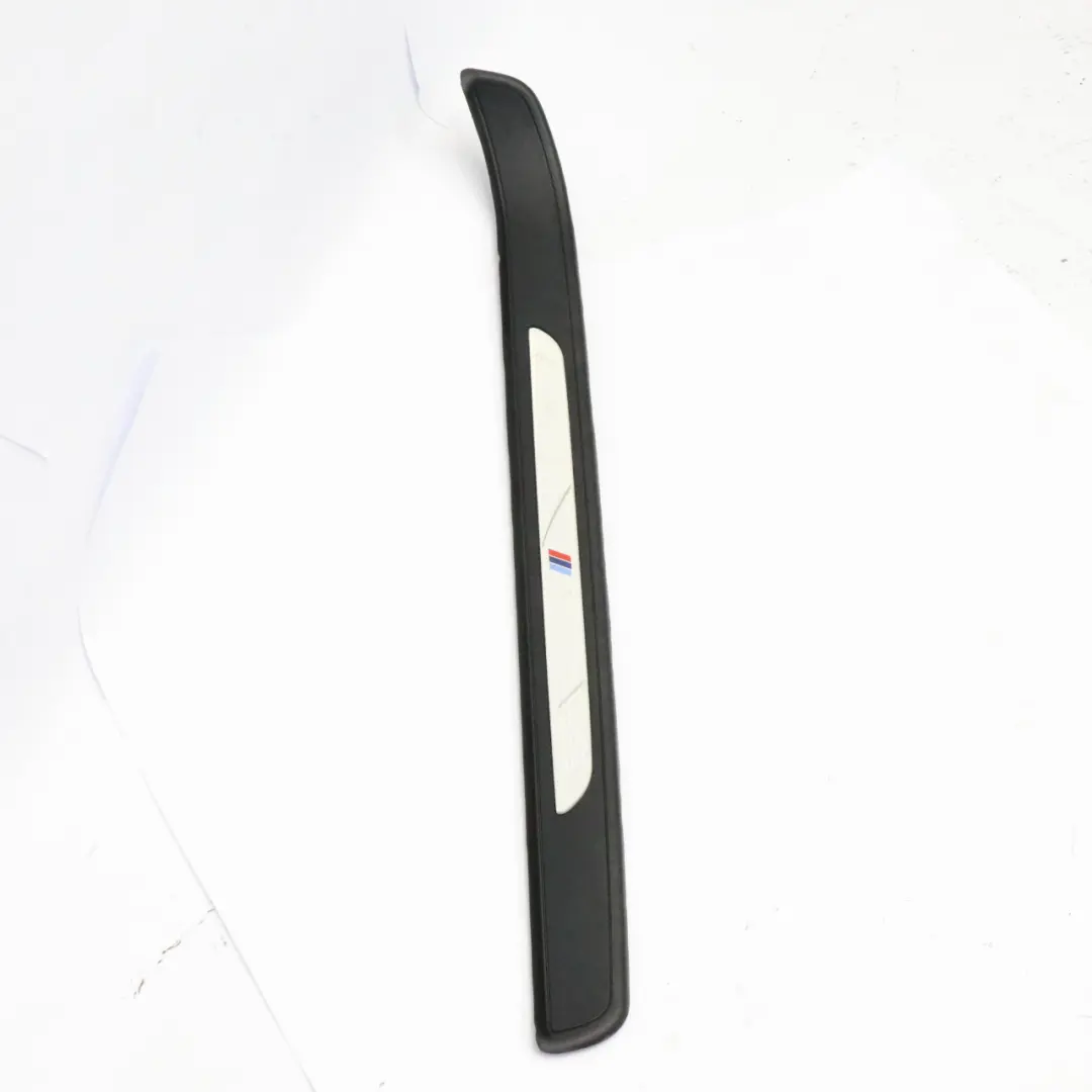 Puerta Delantera Izquierda Entrada Sill Tapa 7900751 para BMW E92 E93 M3 con número de pieza 8046475 BMW E92 E93 M3 Puerta Delantera Izquierda Entrada Sill Tapa 7900751 - SKU 8046475-1 - Número de pieza 8046475