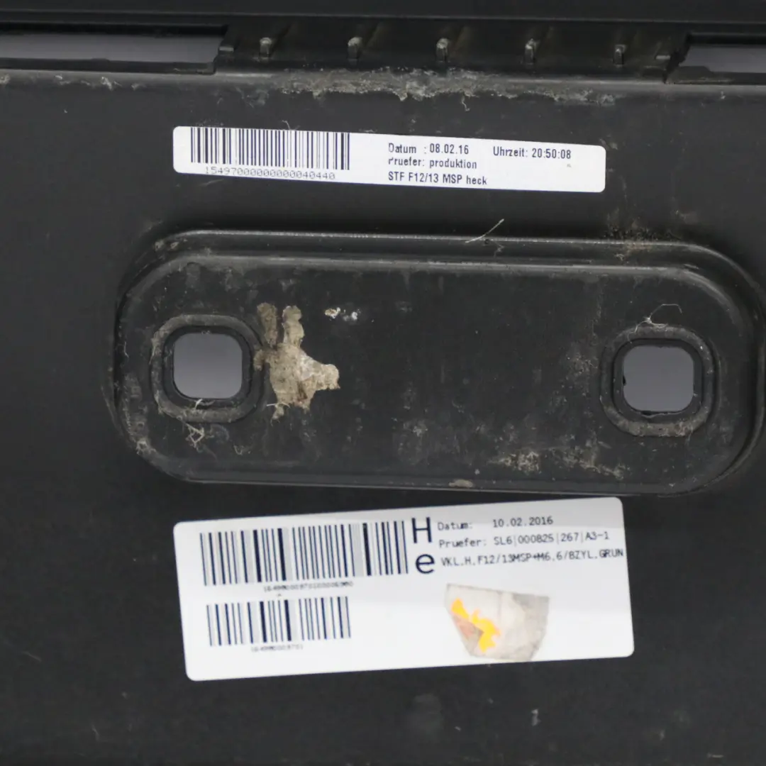 Zderzak Tylny M-Pakiet PDC Black Sapphire Metalik - 475 do BMW F12 F13 o numerze 8052709 BMW F12 F13 Zderzak Tylny M-Pakiet PDC Black Sapphire Metalik - 475 - SKU 8052709-BS - Numer Części 8052709