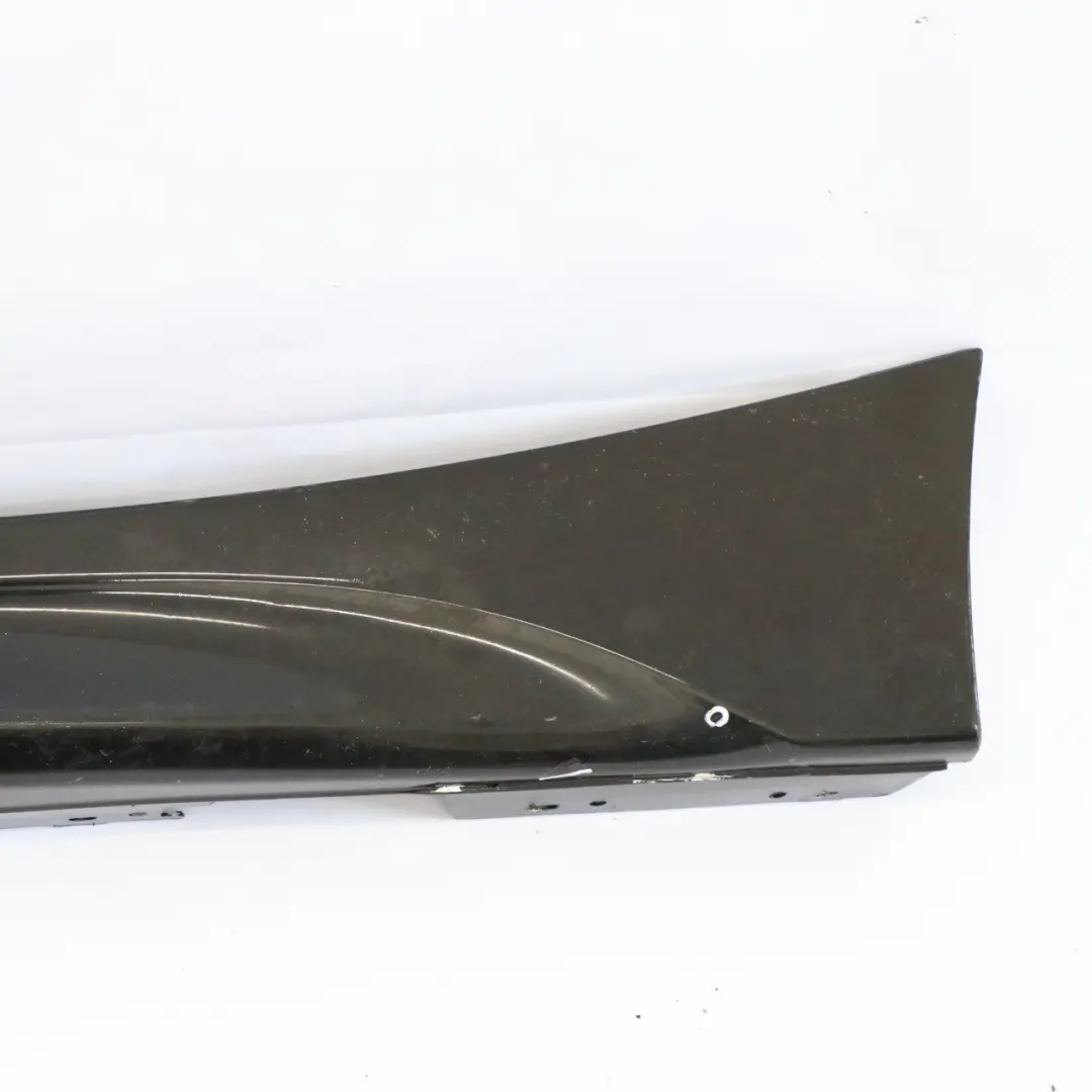 Minigonna laterale M Sport Sill Strip sinistra Nero Zaffiro - 475 per BMW F20 con numero di parte 8056815 BMW F20 Minigonna laterale M Sport Sill Strip sinistra Nero Zaffiro - 475 - SKU 8056815-BS1 - Numero di parte 8056815
