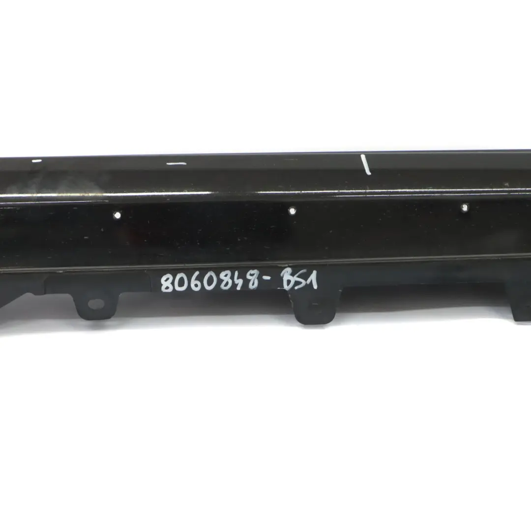 Jupe latérale Bande de seuil M Sport Droite Black Sapphire - 475 pour BMW F32 F33 à propos du numéro de pièce 8060848 BMW F32 F33 Jupe latérale Bande de seuil M Sport Droite Black Sapphire - 475 - SKU 8060848-BS1 - Numéro de pièce 8060848