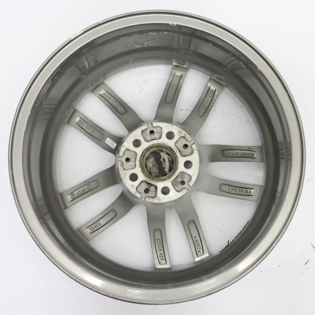 Cerchio in lega grigio ferrico 18" 8J ET:30 Doppie razze 662M per BMW G30 con numero di parte 8093405 BMW G30 Cerchio in lega grigio ferrico 18" 8J ET:30 Doppie razze 662M - SKU 8093405-1 - Numero di parte 8093405