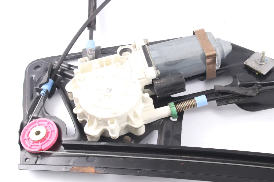 Lève-Vitre Electrique Avant Gauche Moteur Lève-Vitre pour BMW E38 à propos du numéro de pièce 8125201 BMW E38 Lève-Vitre Electrique Avant Gauche Moteur Lève-Vitre - SKU 8125201 - Numéro de pièce 8125201