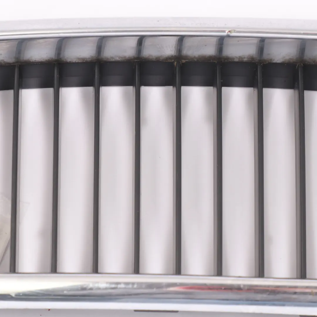 Grille BMW E38 Grille de radiateur avant garniture droite en chrome  - SKU 8125812 - Numéro de pièce 8125812
