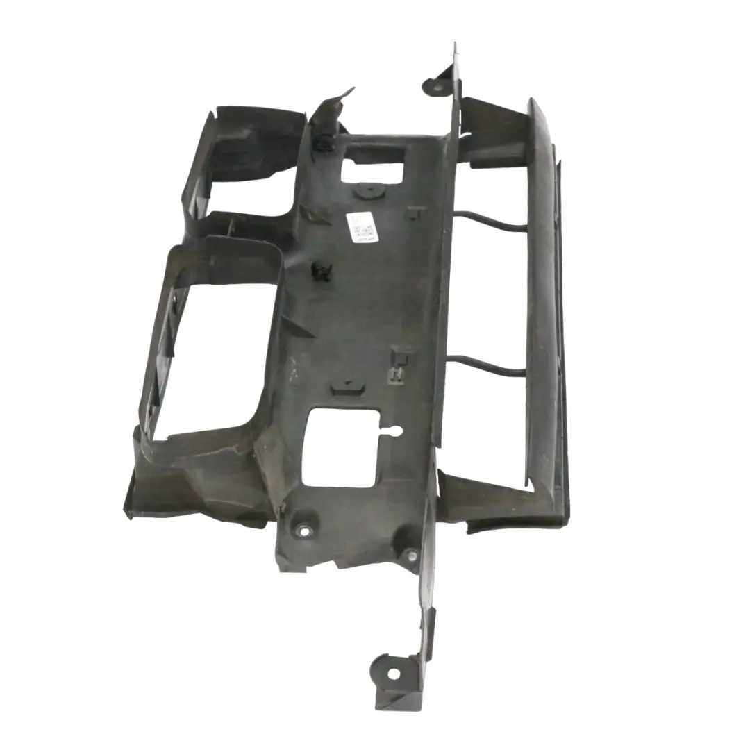 Kühlerträger Halterung Halterung Abdeckplatte für BMW E38 mit Teilenummer 8125966 BMW E38 Kühlerträger Halterung Halterung Abdeckplatte - SKU 8125966 - Teilenummer 8125966