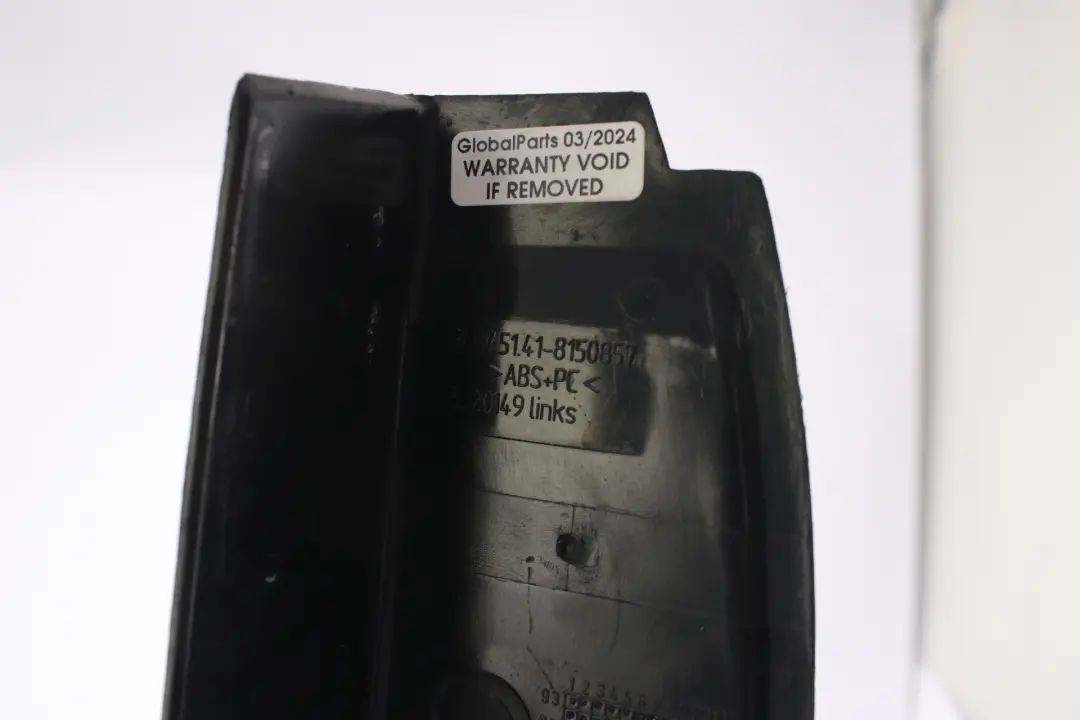 BMW E38 Verkleidung Türkartenverriegelung Abdeckung vorne links schwarz - SKU 8150857 - Teilenummer 8150857