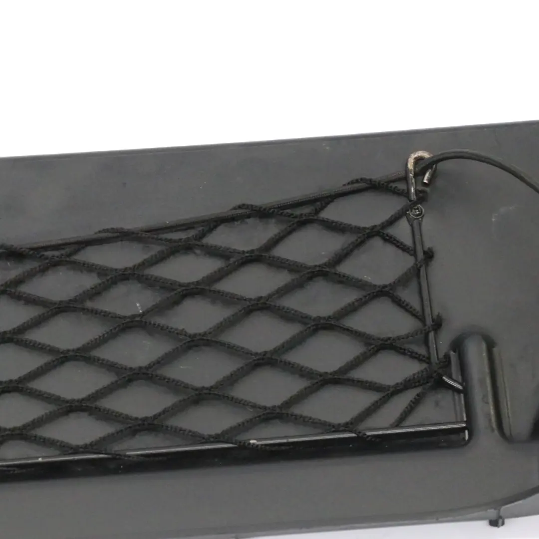 Stivale, baule, portellone posteriore pannello interno nero 8125965 per BMW E38 con numero di parte 8157849 BMW E38 Stivale, baule, portellone posteriore pannello interno nero 8125965 - SKU 8157849 - Numero di parte 8157849