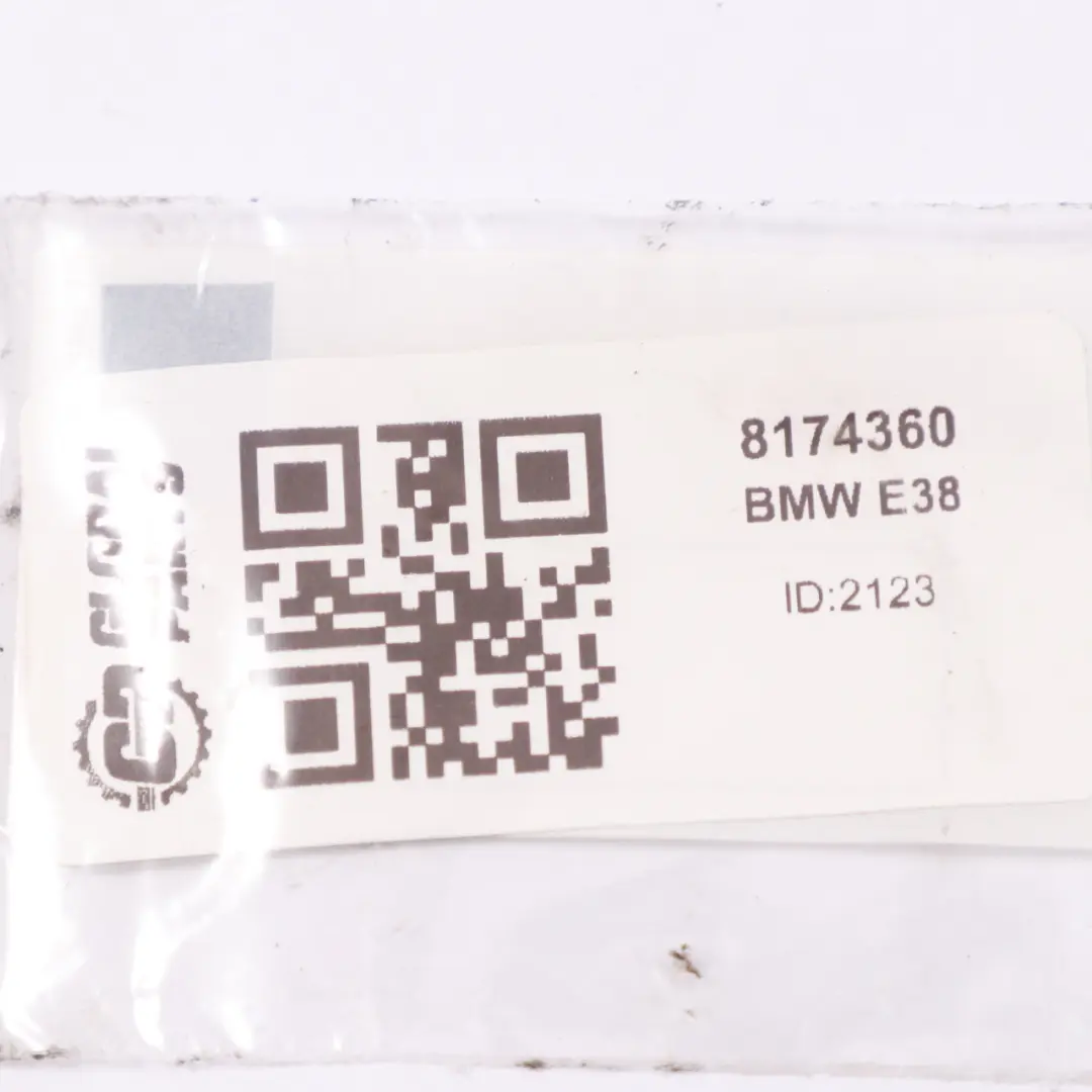 Cinturón de seguridad de cadera BMW E38 Banco trasero Hebilla cinturón para con número de pieza 8174360 Cinturón de seguridad de cadera BMW E38 Banco trasero Hebilla cinturón - SKU 8174360 - Número de pieza 8174360