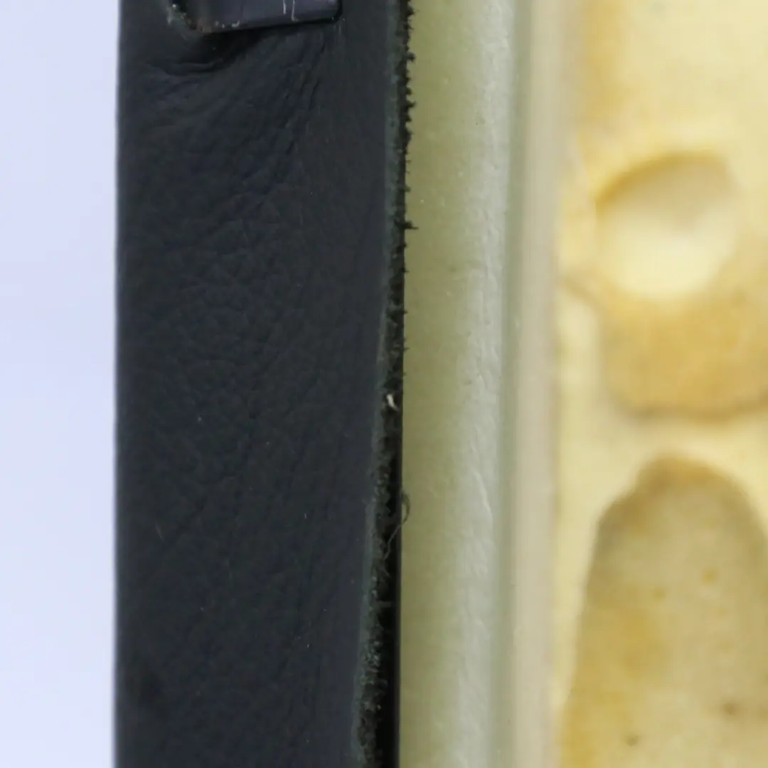 BMW E38 Respaldo del asiento trasero derecho Cubierta de cuero negro Montana - SKU 8177320 - Número de pieza 8177320