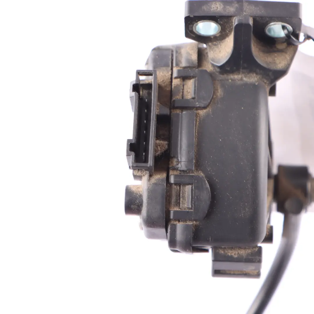 Throttle Pedal Vauxhall Movano A Renault Master II Gas Accelerator to with Part number 8200724063 Throttle Pedal Vauxhall Movano A Renault Master II Gas Accelerator - SKU 8200724063 - Part number 8200724063