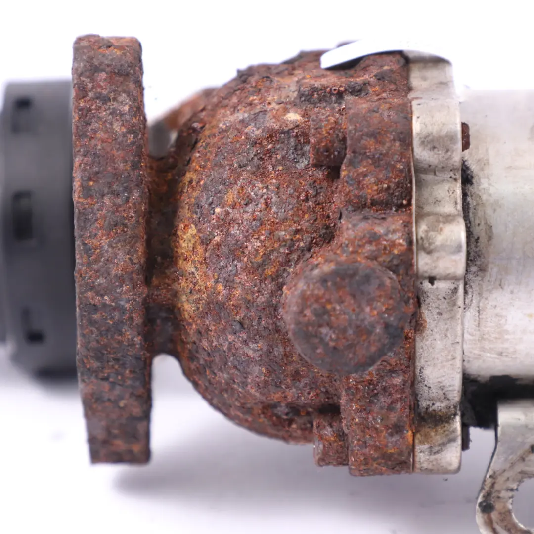 Enfriador EGR para Opel Vivaro Renault Trafic 2.0 Diesel con número de pieza 8200873678 Opel Vivaro Renault Trafic 2.0 Diesel Enfriador EGR - SKU 8200873678 - Número de pieza 8200873678